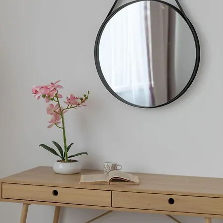 Jasny W Centrum By Renters Apartamento *